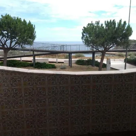 Sea Front - By Albufeirarentals Albufeira